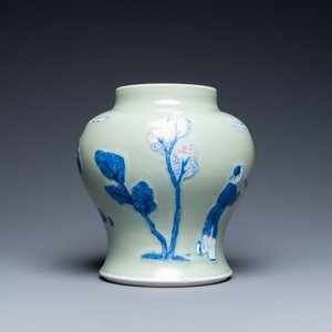 A Chinese blue, white and copper-red celadon-ground vase, Kangxi — 照片 2