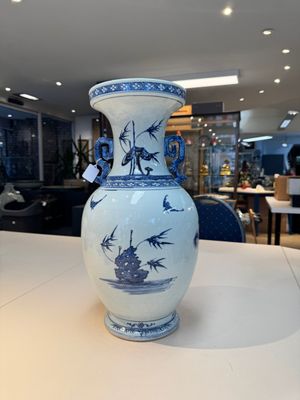 A Chinese blue, white and copper-red 'deer and pine tree' vase, Qianlong — photo 3