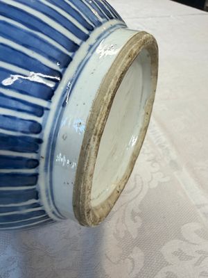A Chinese blue, white and copper-red 'Deer' vase, 19th C. — foto 20