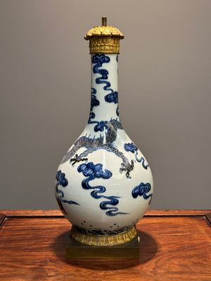A Chinese blue, white and copper-red 'dragon' vase with gilt bronze mounts, 18th C. — 照片 4