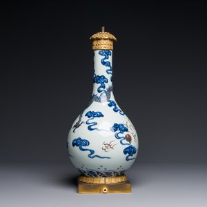 A Chinese blue, white and copper-red 'dragon' vase with gilt bronze mounts, 18th C. — 照片 3