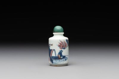 A Chinese blue, white and copper-red 'fisherman' snuff bottle, Qing Yang Dao Ren 卿陽道人 mark, 19th C.