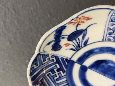 A Chinese blue, white and copper-red flower-shaped ko-sometsuke 'Yin and Yang' bowl for the Japanese market, Tianqi/Chongzhen — photo 8