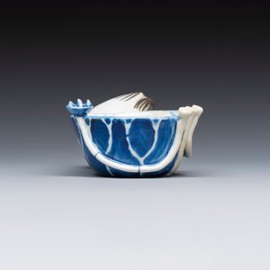 A Chinese blue, white and copper-red lotus-form water dropper — photo 5