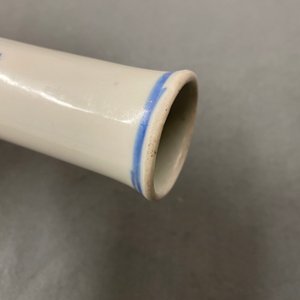 A Chinese blue, white and copper-red 'peaches' bottle vase with inscription, Kangxi — photo 7