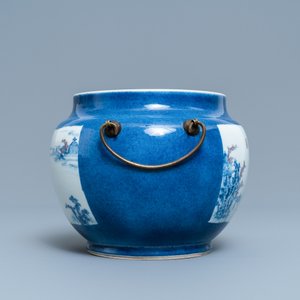A Chinese blue, white and copper red powder blue-ground bowl, Jiajing mark, Kangxi — 照片 2