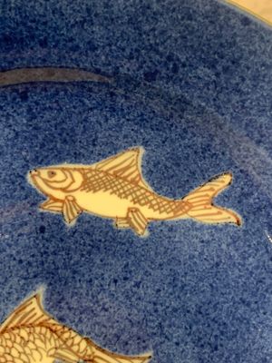A Chinese blue, white and copper-red powder-blue-ground 'fish' dish, Kangxi — photo 5