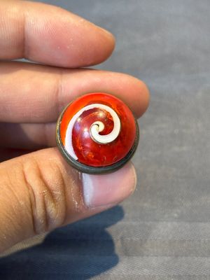 A Chinese blue, white and copper-red snuff bottle, 19th C. — photo 5