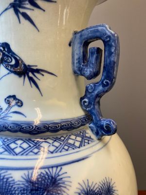 A Chinese blue, white and copper-red vase with two deer near a pine tree, Qianlong — photo 5