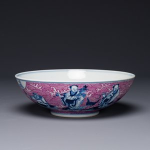 A Chinese blue, white and puce-enamelled 'Eight Immortals' bowl, Guangxu mark and of the period — 照片 7