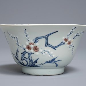 A Chinese blue, white and red on celadon ground 'prunus' bowl, Kangxi — photo 3