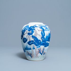 A Chinese blue, white, celadon and copper red vase with a landscape, Kangxi — 照片 2
