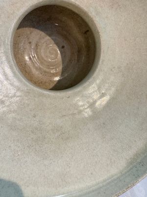 A Chinese bluish green-glazed spittoon, 'Zha Dou 渣斗', Five Dynasties — photo 20