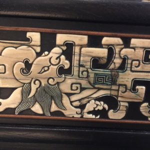 A Chinese bone and mother of pearl inlaid wood box with multiple compartments, 19th C. — photo 17