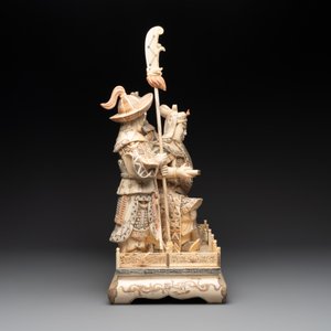 A Chinese bone-veneered group of Guandi and his attendents, 20th C. — photo 3