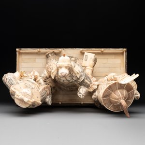 A Chinese bone-veneered group of Guandi and his attendents, 20th C. — photo 6