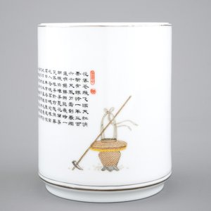 A Chinese box and cover with a winter landscape and a brush pot, 20th C. — foto 7