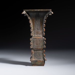 A Chinese bronze archaistic fang zun on a later wooden stand — photo 25