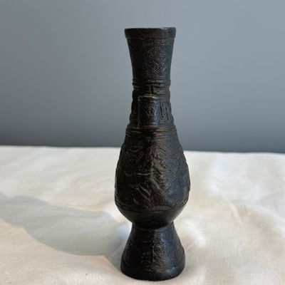 A Chinese bronze arrow vase, 'Touhu 投壺' — photo 4