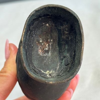 A Chinese bronze arrow vase, 'Touhu 投壺' — photo 10