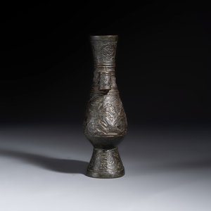 A Chinese bronze arrow vase, 'Touhu 投壺' — photo 2