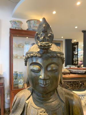A Chinese bronze Bodhisattva on a lotus throne, Ming — photo 2