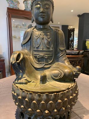 A Chinese bronze Bodhisattva on a lotus throne, Ming — photo 5