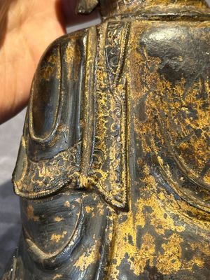 A Chinese bronze Buddha, Ming — photo 12