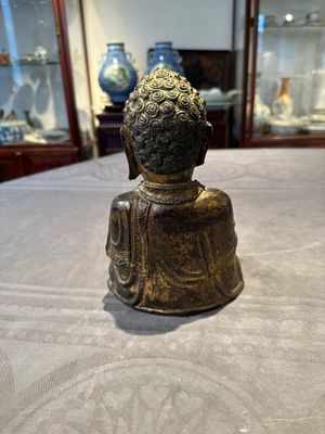 A Chinese bronze Buddha, Ming — photo 3