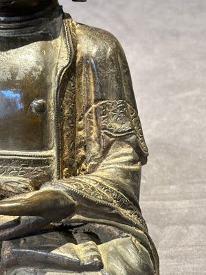 A Chinese bronze Buddha, Ming — photo 7