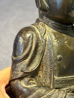 A Chinese bronze Buddha, Ming — photo 8