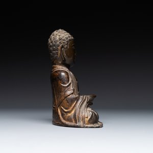 A Chinese bronze Buddha, Ming — photo 5