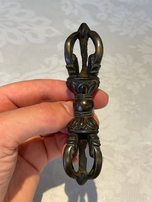 A Chinese bronze candle or incense holder in the shape of a crane standing on a turtle and a Tibetan vajra, Ming/Qing — photo 14