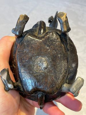 A Chinese bronze candle or incense holder in the shape of a crane standing on a turtle and a Tibetan vajra, Ming/Qing — photo 9