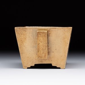A Chinese bronze censer with double gourd design, Qianlong mark and of the period — 照片 5