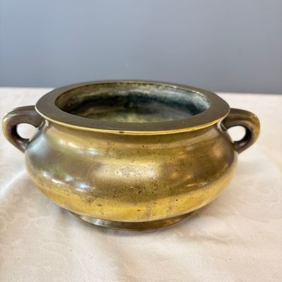 A Chinese bronze censer with loop-handles — photo 3