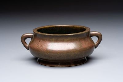 A Chinese bronze censer, Xuande mark, 19th C.