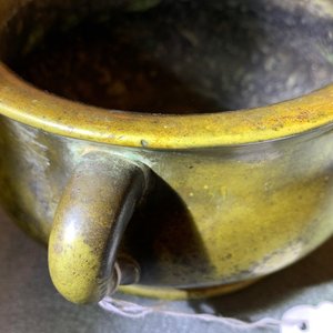 A Chinese bronze censer, Xuande mark, Qing — photo 18