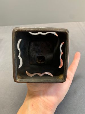 A Chinese bronze covered censer and a tripod censer, Ming/Qing — photo 6