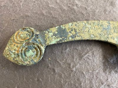 A Chinese bronze dagger with serpent heads, Warring States Period — 照片 6