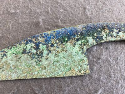 A Chinese bronze dagger with serpent heads, Warring States Period — 照片 8