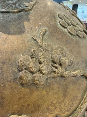 A Chinese bronze 'dragon' bell, 19th C. — photo 10
