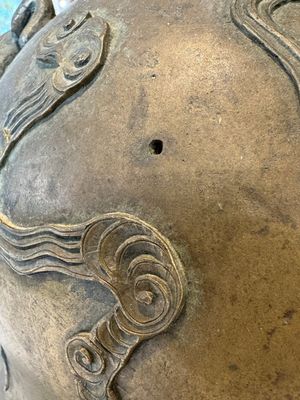 A Chinese bronze 'dragon' bell, 19th C. — photo 11