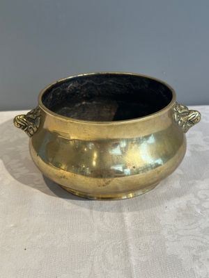 A Chinese bronze elephant-head-handled censer, Xuande mark, Kangxi/Qianlong — photo 1
