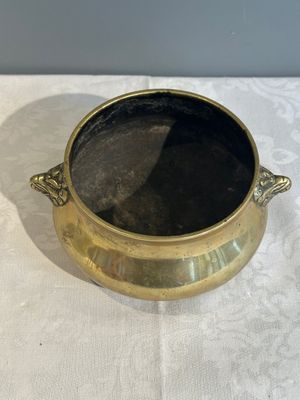 A Chinese bronze elephant-head-handled censer, Xuande mark, Kangxi/Qianlong — photo 5