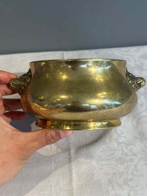 A Chinese bronze elephant-head-handled censer, Xuande mark, Kangxi/Qianlong — photo 6