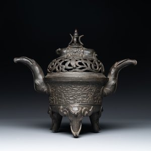 A Chinese bronze 'elephant' tripod censer and cover, Ming — photo 1
