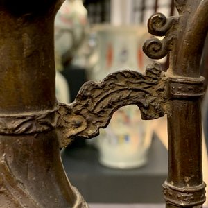 A Chinese bronze ewer for the Islamic market, 17/18th C. — photo 17