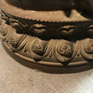 A Chinese bronze figure of Guanyin, Ming — 照片 14