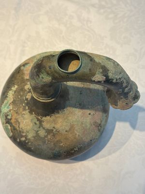 A Chinese bronze 'Garlic Head' wine vessel, 'Hu 壺', Western Han — photo 6